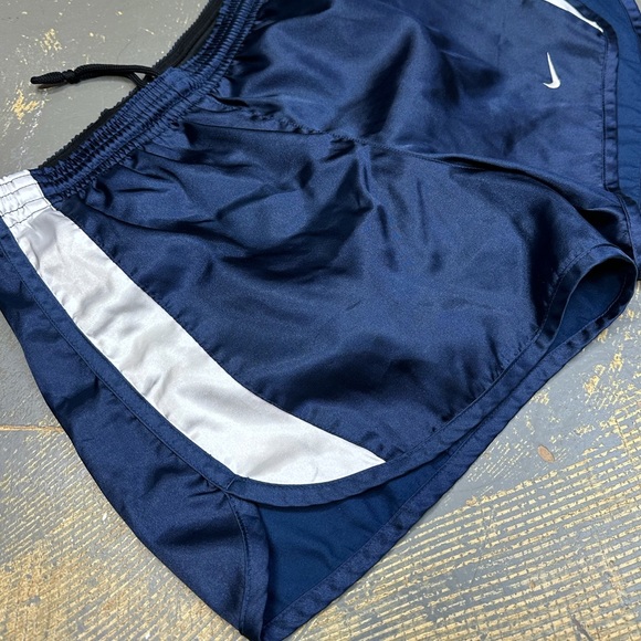 Nike Team Soccer Shorts Navy Blue Vintage Shiny Medium White Grey Tag - Picture 5 of 13